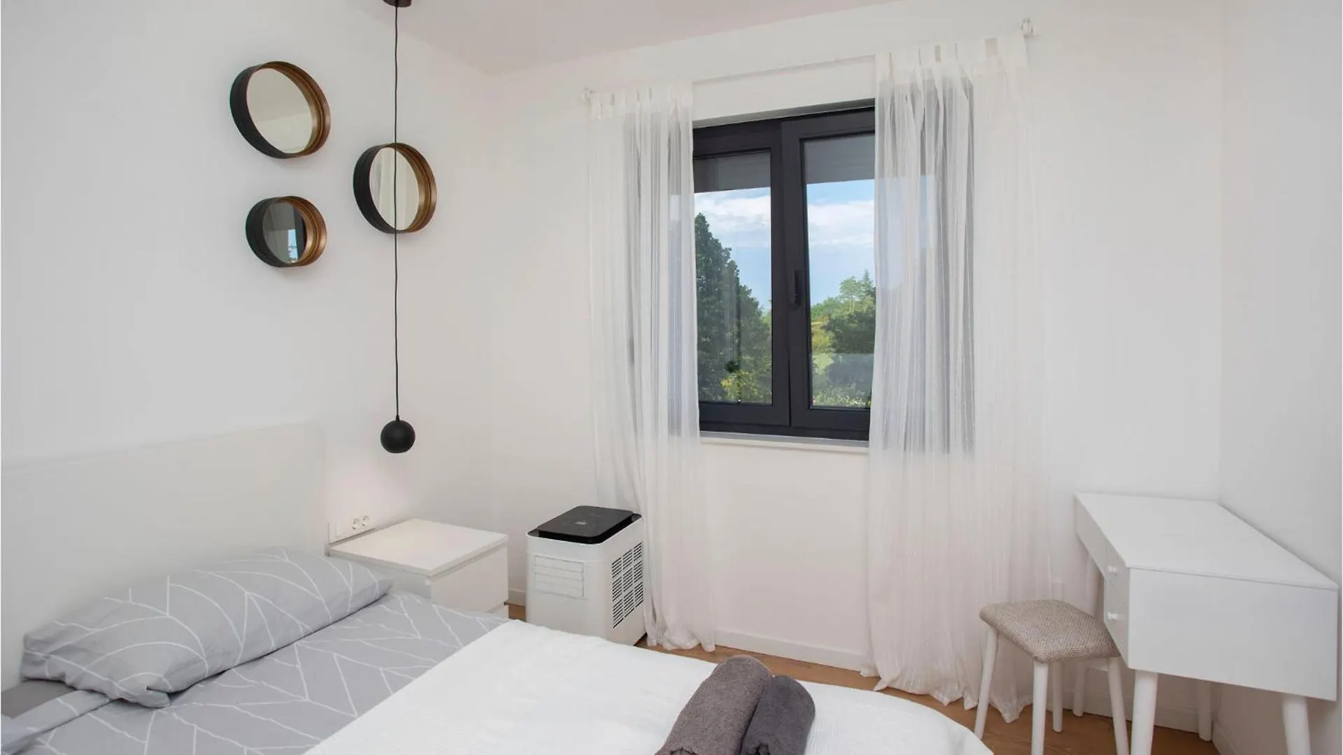 Casa de Férias 3 Bedroom Amazing Home In Raša