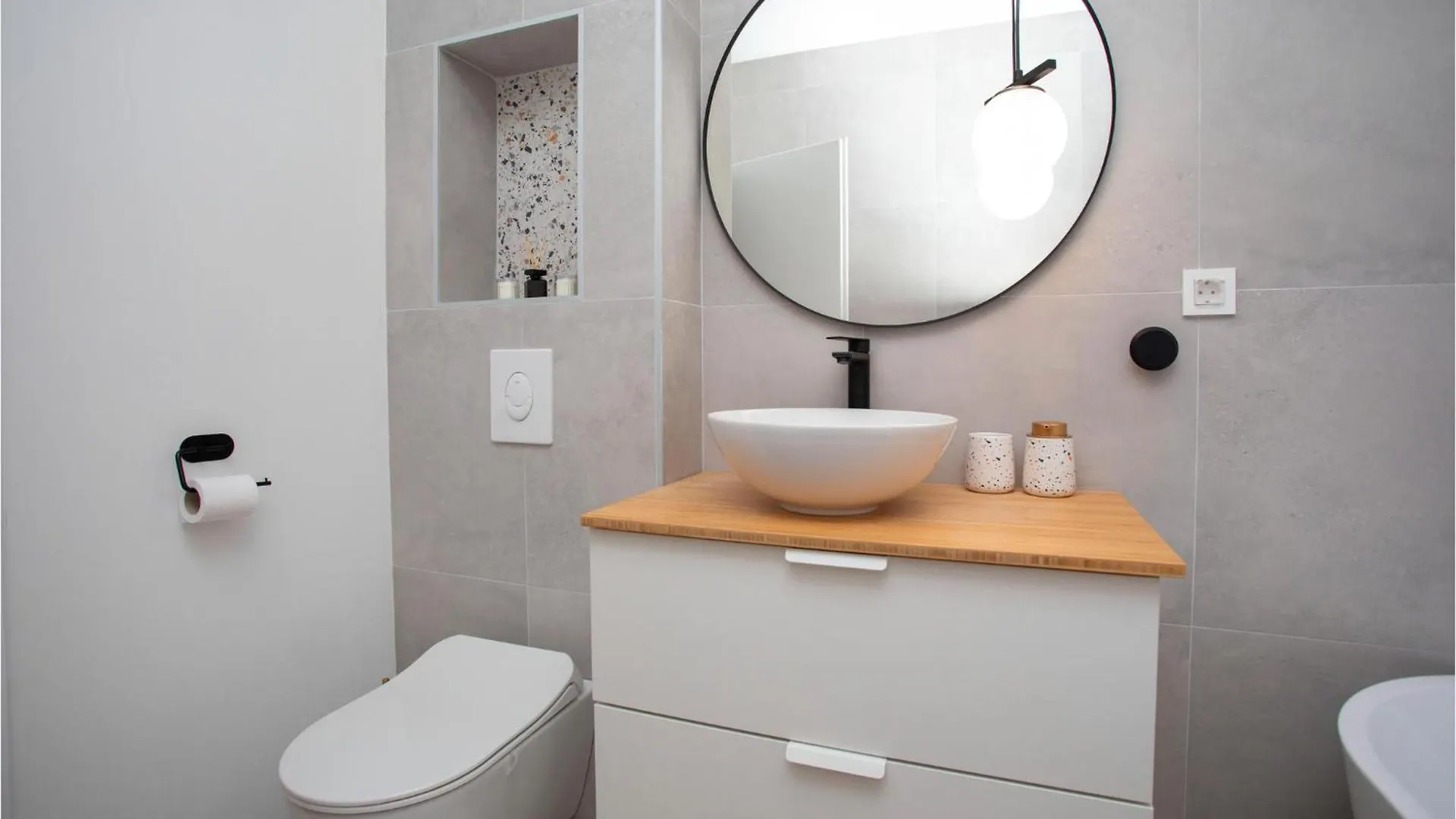 3 Bedroom Amazing Home In Raša Casa de Férias